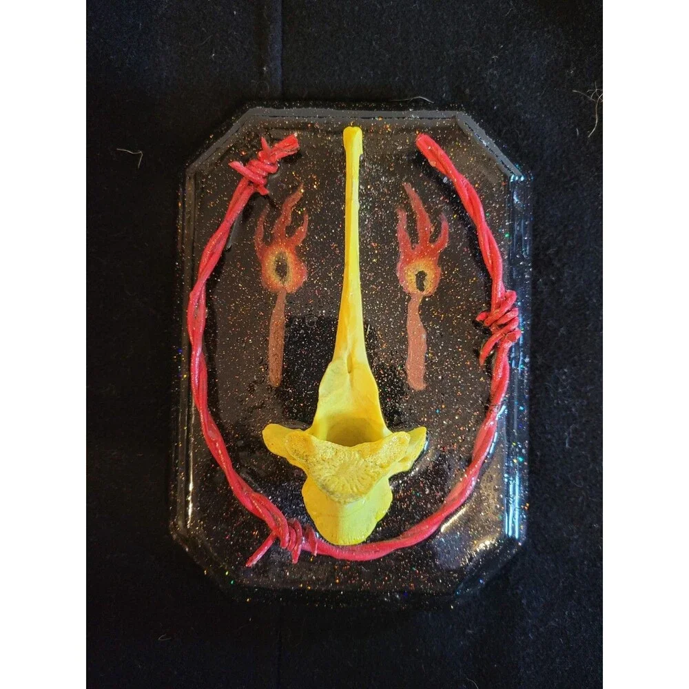 Yellow and red barbed wire bone resin bone plaque